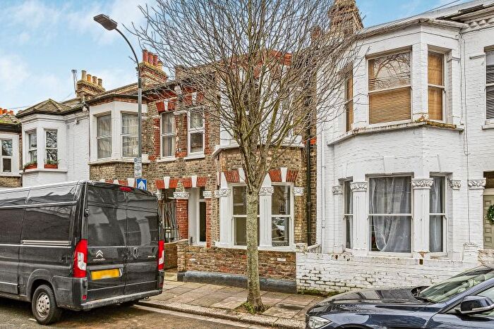 2 Bedroom Flat To Rent In Aspenlea Road, London, W6