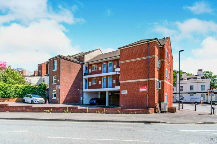 2 Bedroom Apartment To Rent In Oakbank Road, Woolston, Southampton, SO19