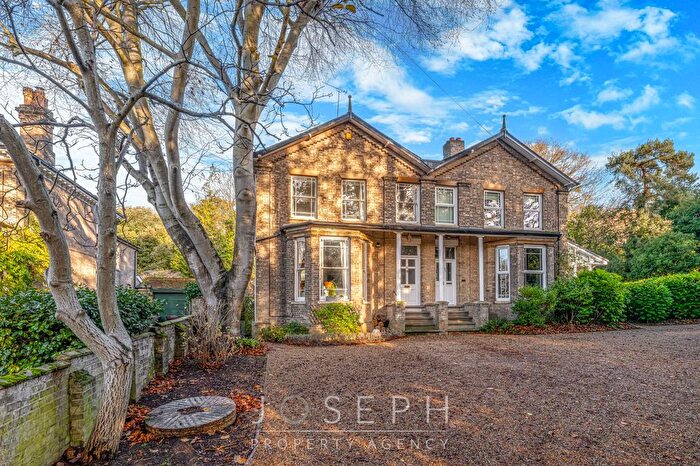 5 Bedroom Semi Detached House For Sale In Graham Road, Ipswich, IP1