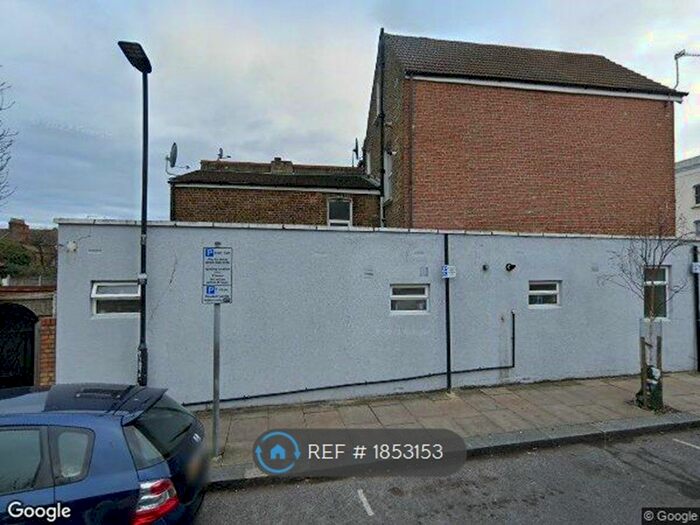 2 Bedroom Maisonette To Rent In Turnpike Lane, London, N8