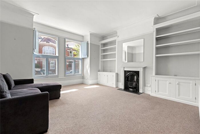 2 Bedroom Flat For Sale In Drakefield Road, SW17