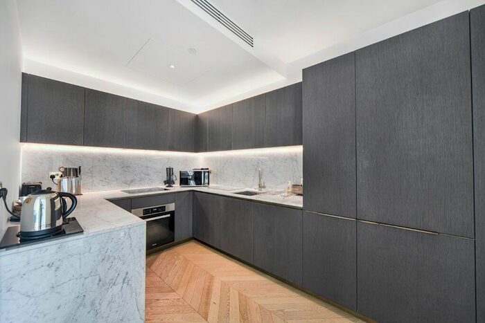 2 Bedroom Flat To Rent In City Road, London, EC1V
