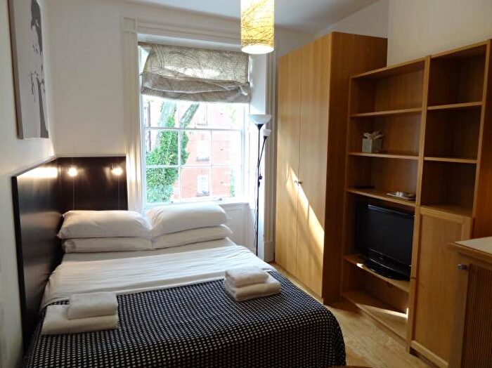 Studio To Rent In Cartwright Gardens, Bloomsbury, London, WC1H