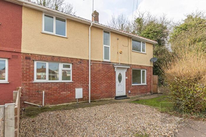 3 Bedroom End Of Terrace House For Sale In Long John Hill, Norwich, NR1