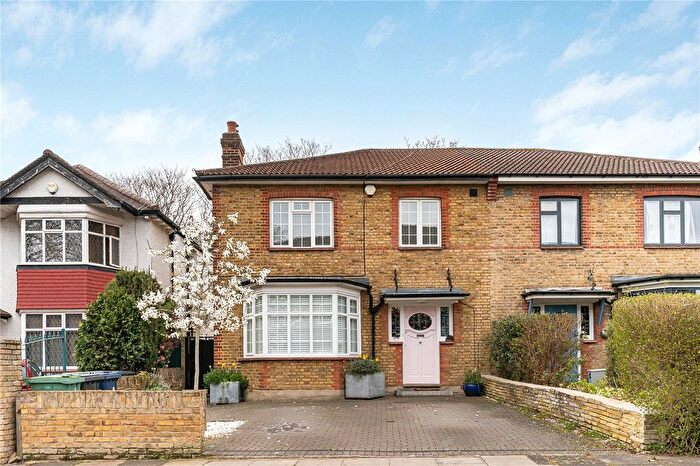 4 Bedroom Semi Detached House For Sale In Church Road, London, W7