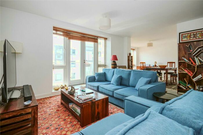 2 Bedroom Apartment To Rent In Deanery Road, City Centre, Bristol, BS1