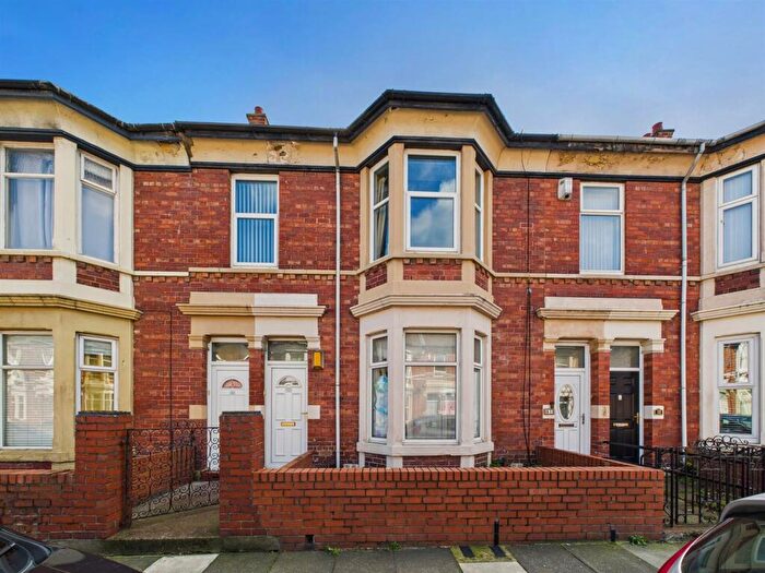3 Bedroom Apartment For Sale In Trevor Terrace, North Shields, NE30