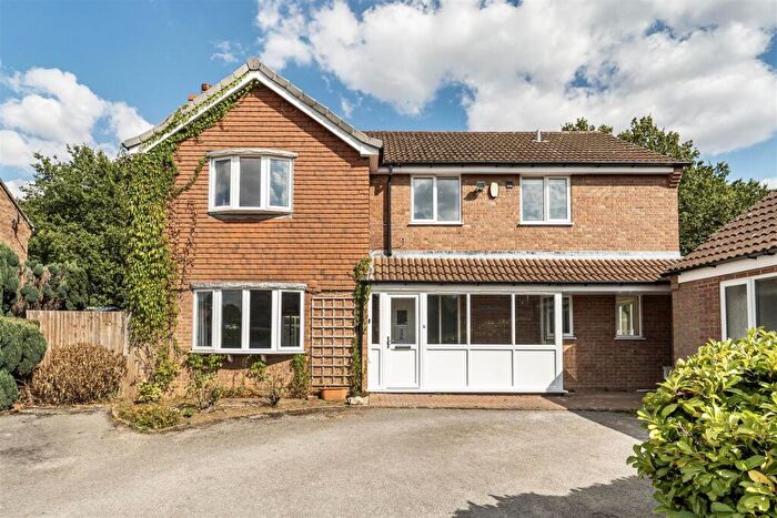 4 Bedroom Detached House To Rent In Carnoustie, Tamworth, B77