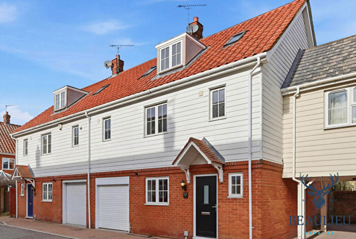 4 Bedroom Semi-Detached House For Sale In Braganza Way, Beaulieu Park, CM1