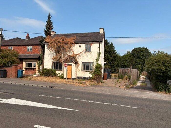 3 Bedroom Detached House For Sale In Walsall Road, Lichfield, Lichfield, WS14