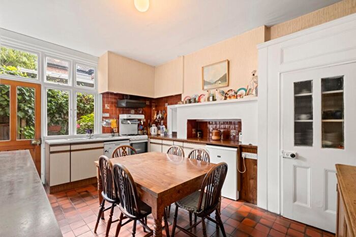 5 Bedroom Detached House For Sale In Nassau Road, Barnes, SW13