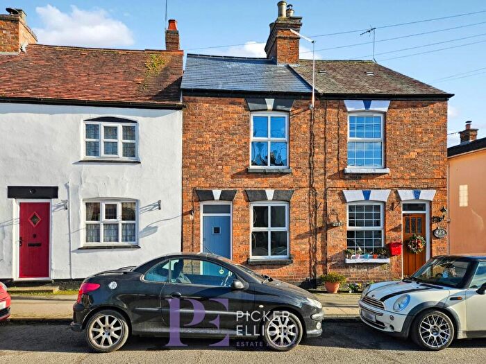2 Bedroom Cottage To Rent In Church Street, Burbage, LE10