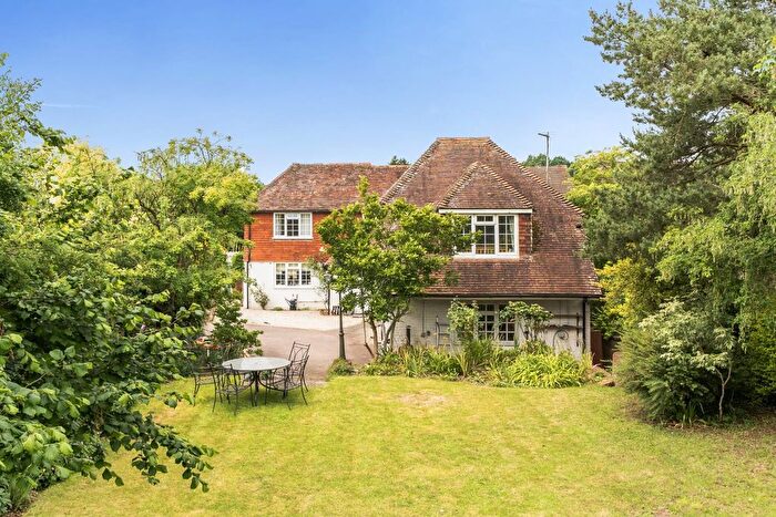 5 Bedroom Detached House For Sale In Upper Vicarage Road, Kennington, TN24