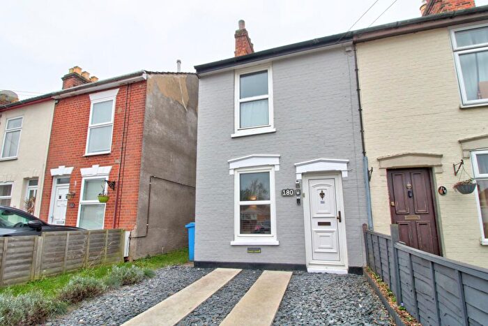 2 Bedroom Semi-Detached House For Sale In Rosehill Road, Ipswich, IP3