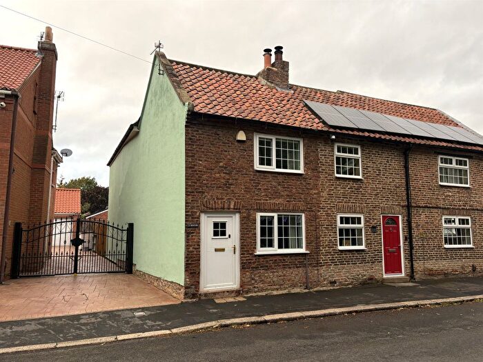 2 Bedroom Cottage For Sale In Church View, Sadberge, Darlington, DL2