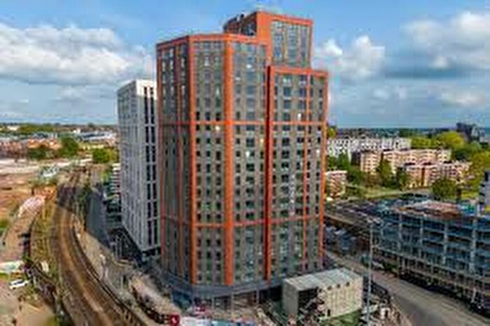 1 Bedroom Flat To Rent In The Phoenix, Leeds, LS9