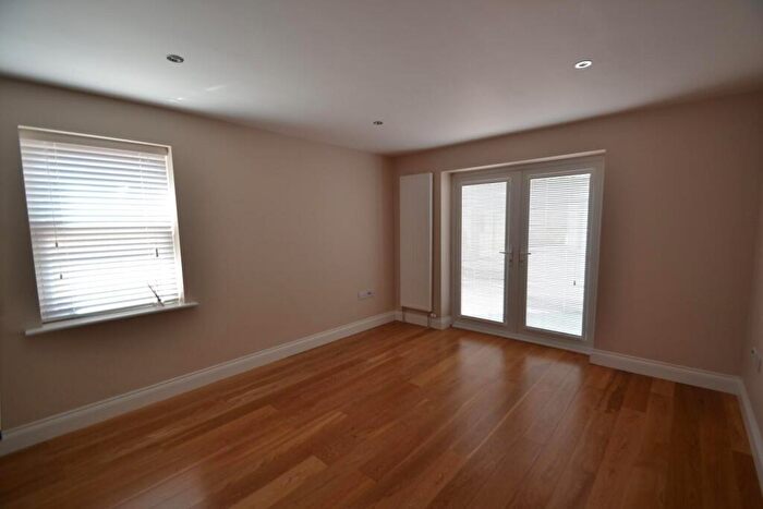 2 Bedroom Apartment To Rent In New Road, Ware, Herts, SG12