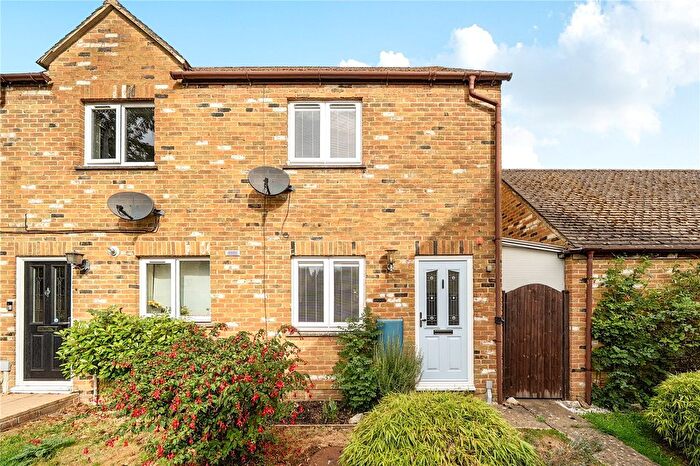 2 Bedroom Semi-Detached House For Sale In Rissington Drive, Witney, OX28