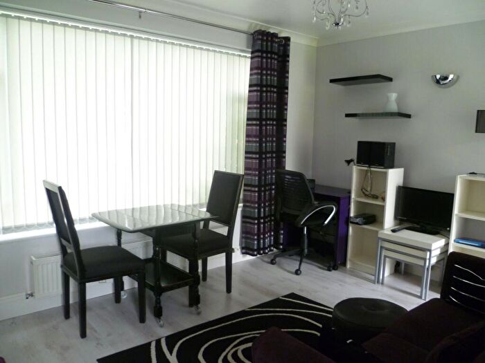 1 Bedroom Apartment To Rent In Ashdown Avenue, Gilesgate, Durham, DH1