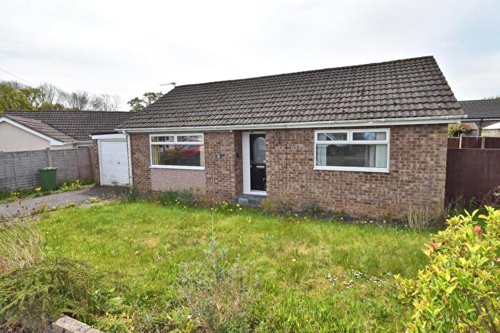 2 Bedroom Bungalow For Sale In Brondyffryn, St. Asaph, LL17