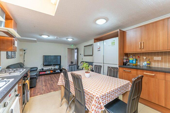 6 Bedroom Property To Rent In Alton Road, Selly Oak, Birmingham, B29