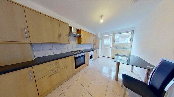 4 Bedroom Apartment To Rent In Byng Street, London, E14