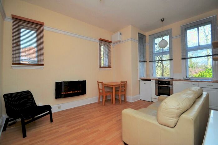 1 Bedroom Flat To Rent In St Marys Road, Leeds, LS7