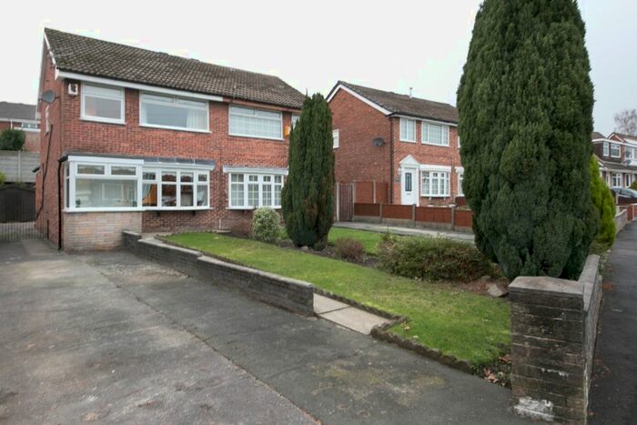 3 Bedroom Semi-Detached House To Rent In Corsock Drive, Wigan, Lancashire, WN1