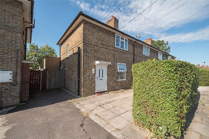 3 Bedroom End Terrace House For Sale In Capstone Road, Bromley, BR1