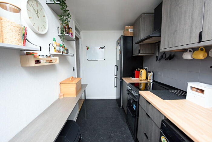 1 Bedroom Flat For Sale In Thackeray Walk, Western Downs, Stafford, ST17