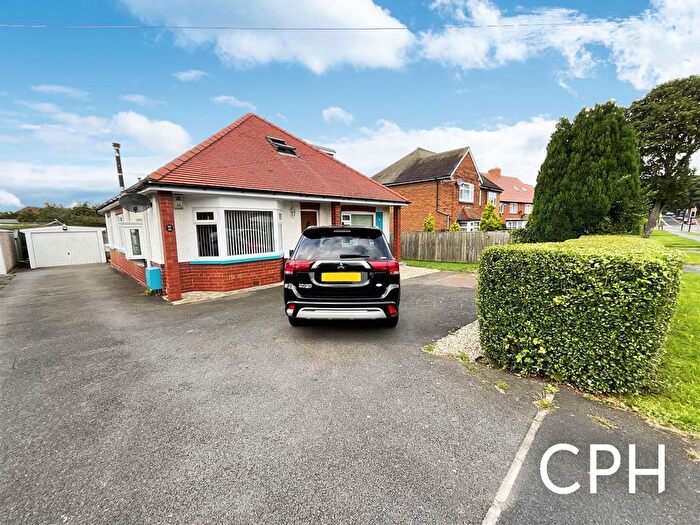 3 Bedroom Property For Sale In Throxenby Lane, Scarborough, YO12