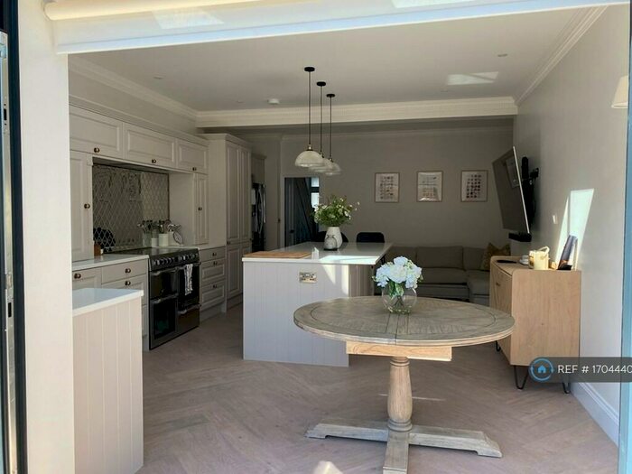 3 Bedroom Terraced House To Rent In Fernlea Road, Mitcham Eastfields, CR4