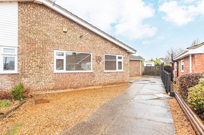 4 Bedroom Semi-Detached Bungalow For Sale In Dersingham, PE31