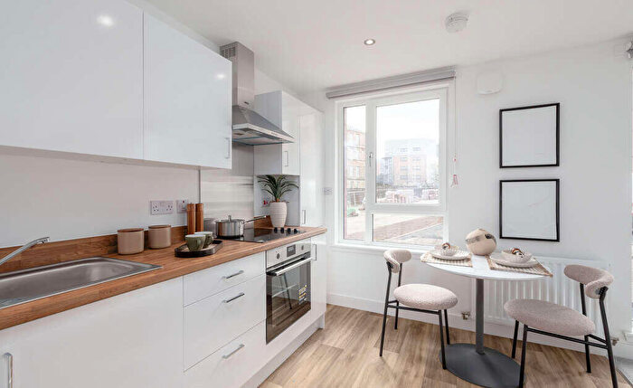 2 Bedroom Apartment To Rent In The Foundry, Glasgow, G41