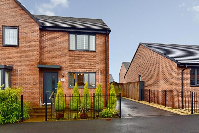 2 Bedroom Semi Detached House For Sale In Emerald Green Grove, Thurnscoe, Rotherham, Barnsley, S63