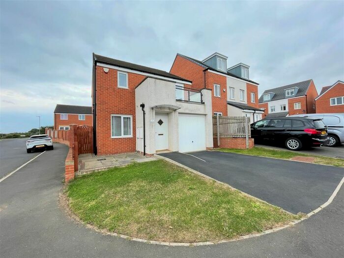 3 Bedroom Detached House To Rent In Celandine Gardens, Hartlepool, TS26
