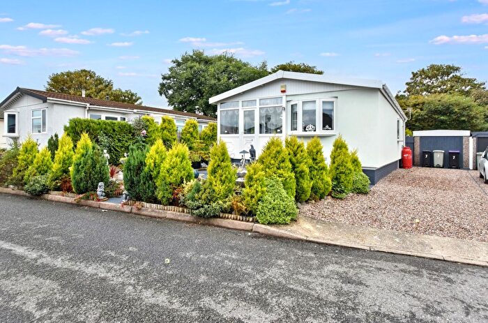 2 Bedroom Mobile/park Home For Sale In Four Seasons Park, Chapel St. Leonards, PE24