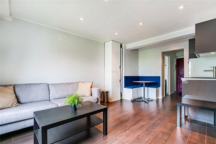 1 Bedroom Flat To Rent In Philbeach Gardens, London, SW5