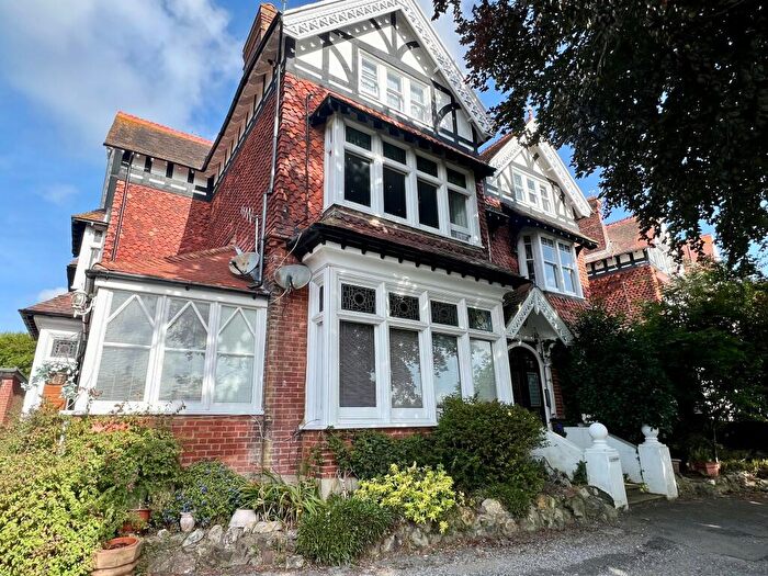 2 Bedroom Flat To Rent In Upper Avenue, Eastbourne, BN21