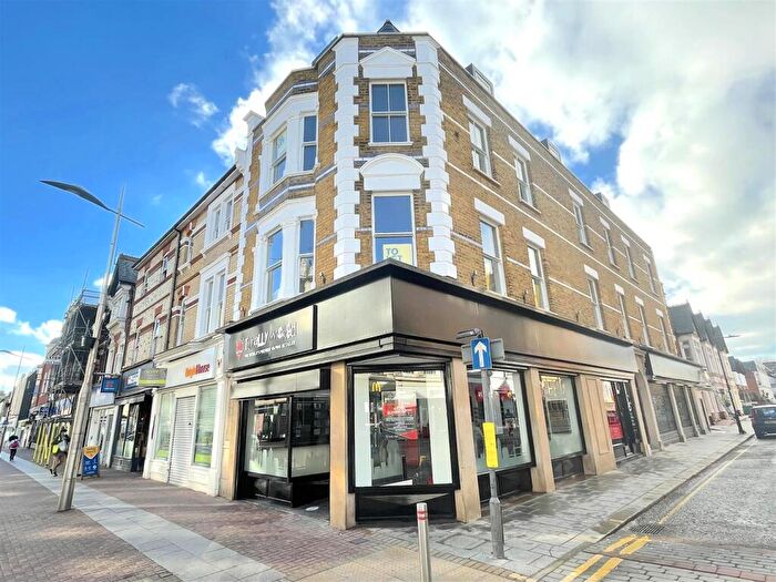 1 Bedroom Apartment To Rent In Weston Road, Southend-On-Sea, SS1