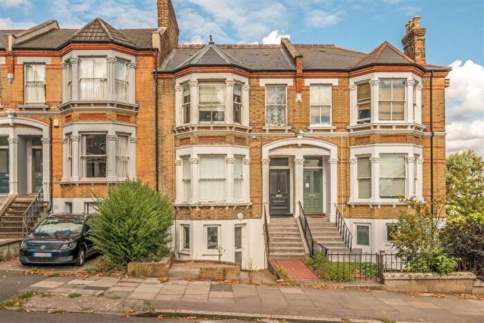 3 Bedroom Flat For Sale In Jerningham Road, London, SE14