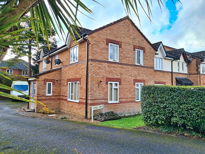 1 Bedroom Studio For Sale In Russell Court, Marchwood, SO40