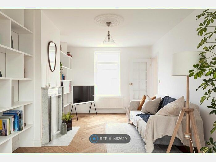 4 Bedroom Terraced House To Rent In Sterry Crescent, Dagenham, RM10