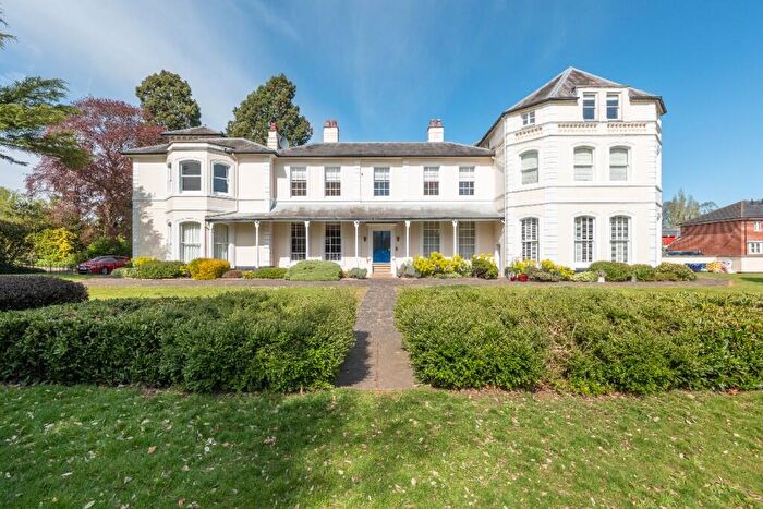 3 Bedroom Duplex To Rent In Marne Close, Warwick, Warwickshire, CV34