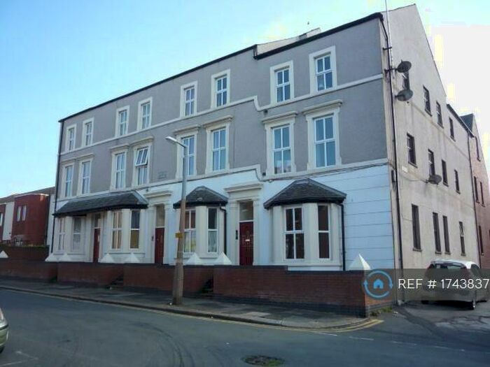 4 Bedroom Flat To Rent In Albert Street, Barrow Furness, LA14