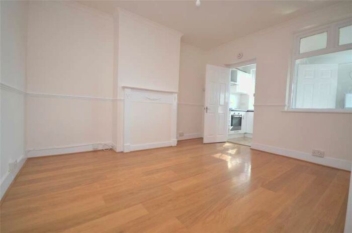 2 Bedroom Apartment To Rent In London Road, Romford, RM7