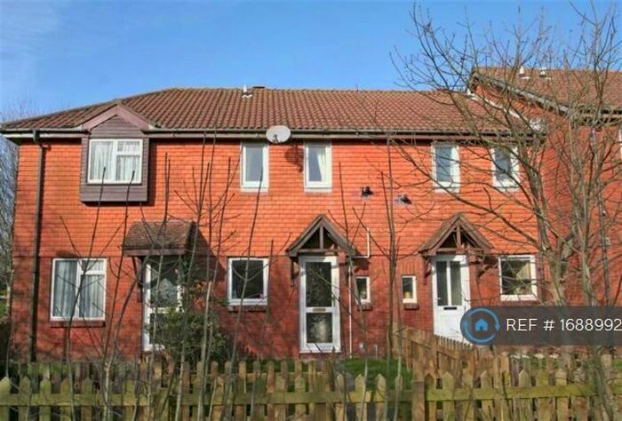 2 Bedroom Terraced House To Rent In Breamore Close, New Milton, BH25
