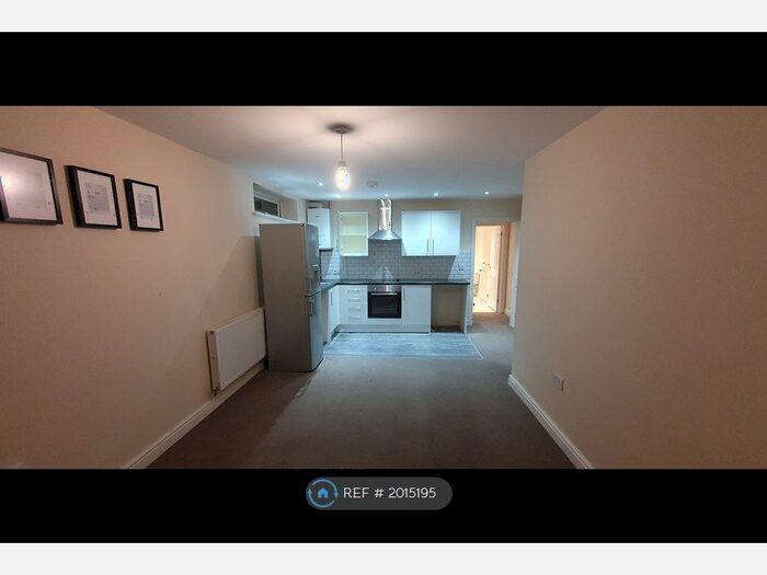 1 Bedroom Flat To Rent In The Barrel, Kidderminster, DY10