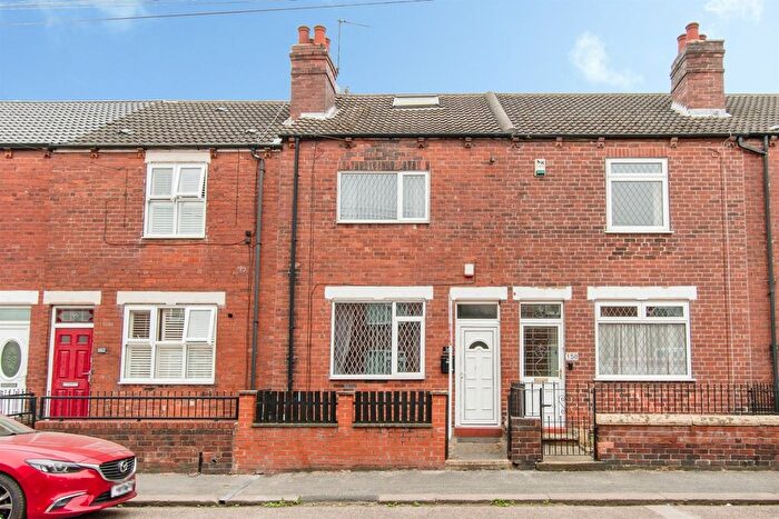 3 Bedroom Terraced House For Sale In Lower Cambridge Street, Castleford, WF10