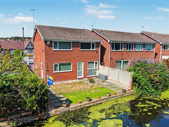 4 Bedroom Detached House For Sale In Longmoor Lane, Sandiacre, Nottingham, NG10